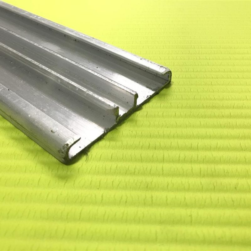 ALU pritrdilni profil (meter)